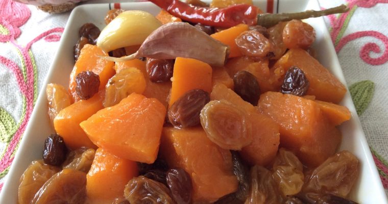 Potiron aux raisins secs – Qara3a hamra b’zbib